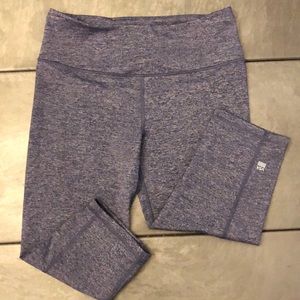 Victoria’s Secret Sport Knockout Crop leggings